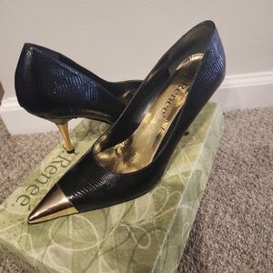 J. Renee 8 1/2 black lizard gold toe heels